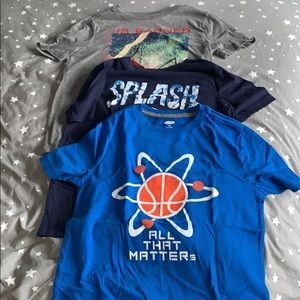 EUC Old Navy t-shirt bundle, size S/8.